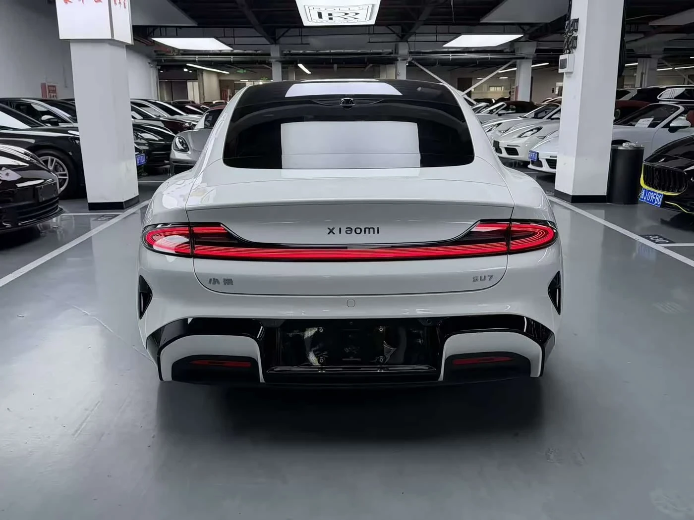 Xiaomi SU7 Rear-wheel drive Long-Range autogeorge.com, снимка 5 - Автомобили и джипове - 54630001