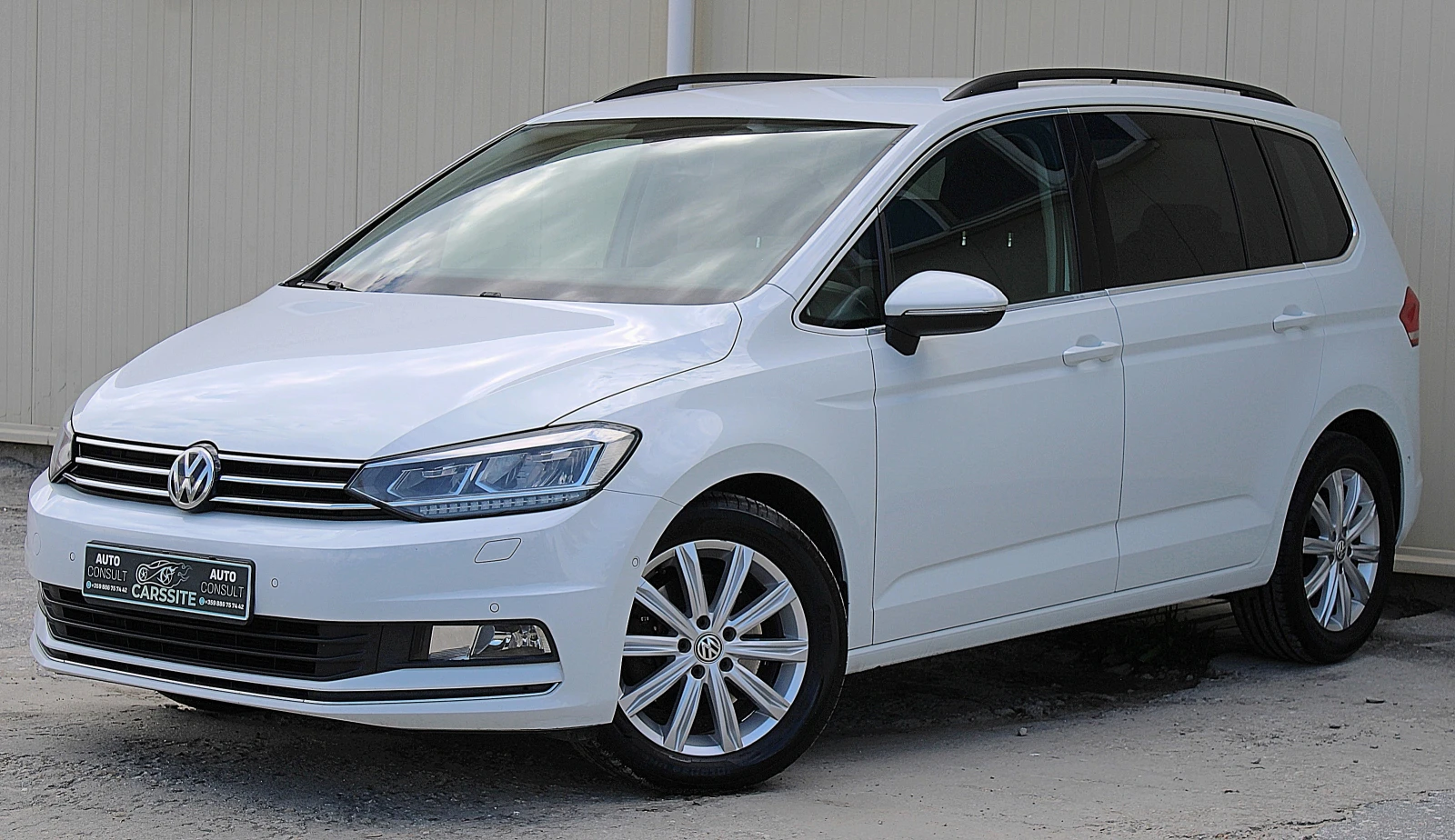 VW Touran 2.0TDI/DSG/DISTRONIC/PDC/LED/TOP