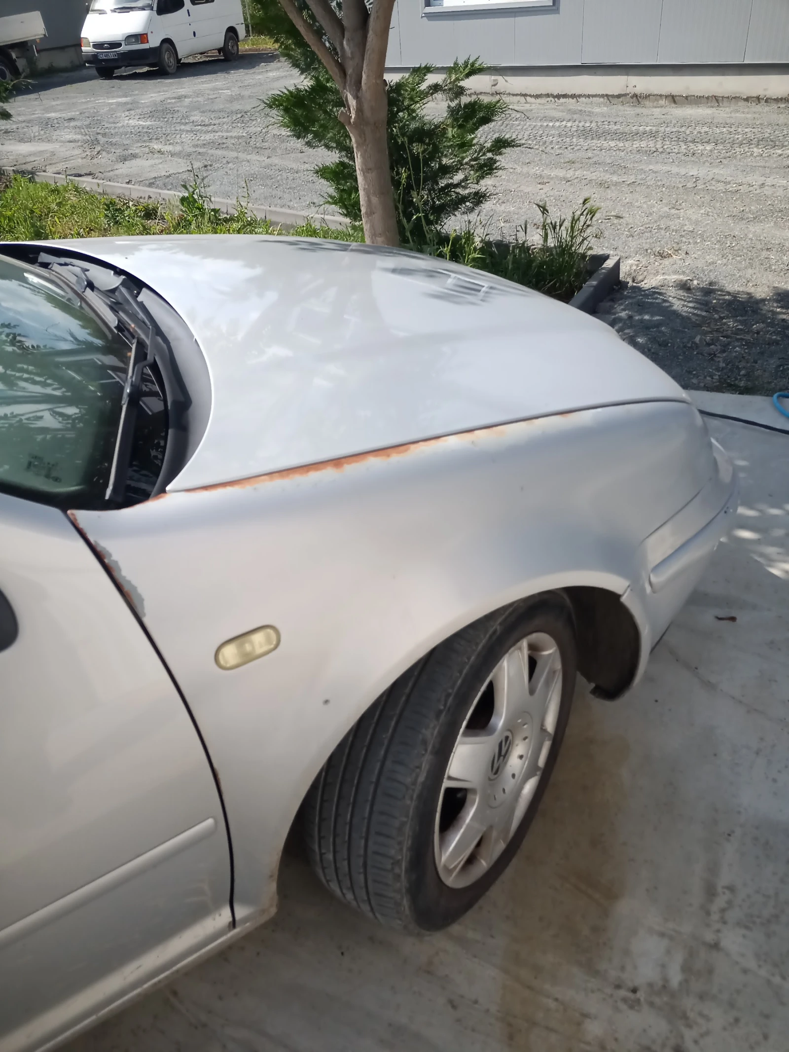 VW Bora 1.8, снимка 6 - Автомобили и джипове - 54870165
