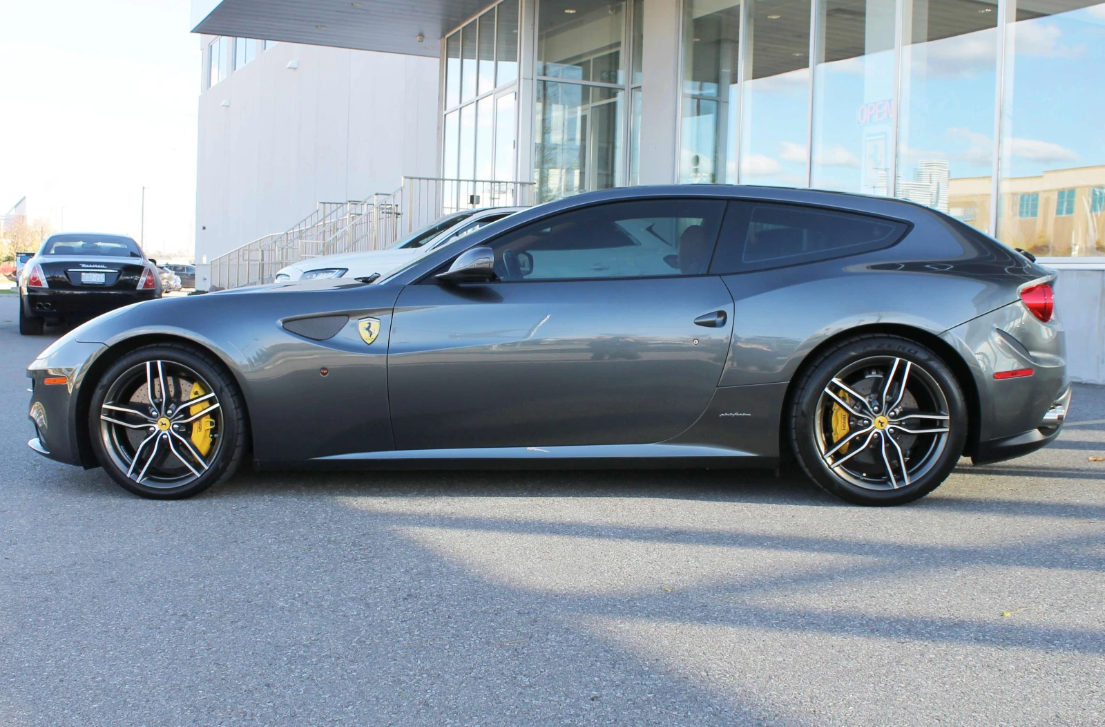 Ferrari FF КЕРАМИКА, ЦЕНА ДО БГ, снимка 5 - Автомобили и джипове - 54873231