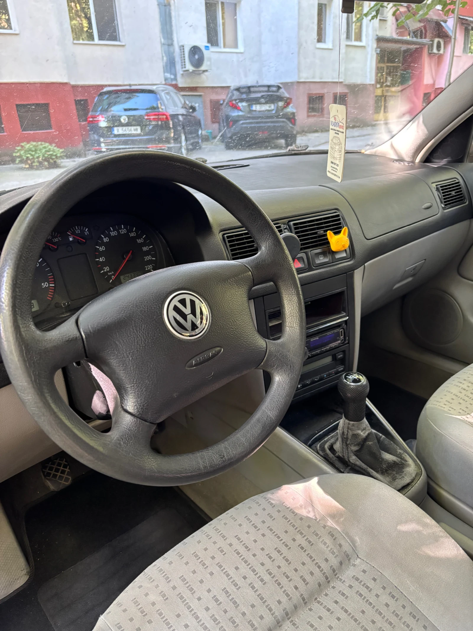 VW Golf  1, 9 SDI, снимка 6 - Автомобили и джипове - 55679314