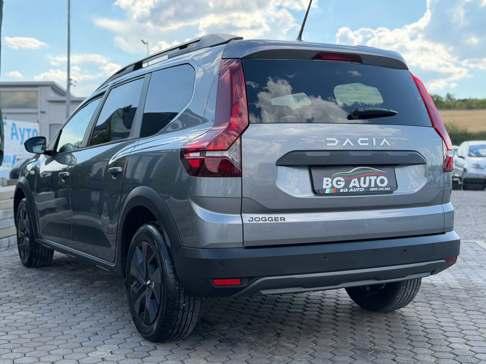 Dacia Jogger * 7 МЕСТА* ГАЗ* 25 ХИЛЯДИ* , снимка 6 - Автомобили и джипове - 55947461