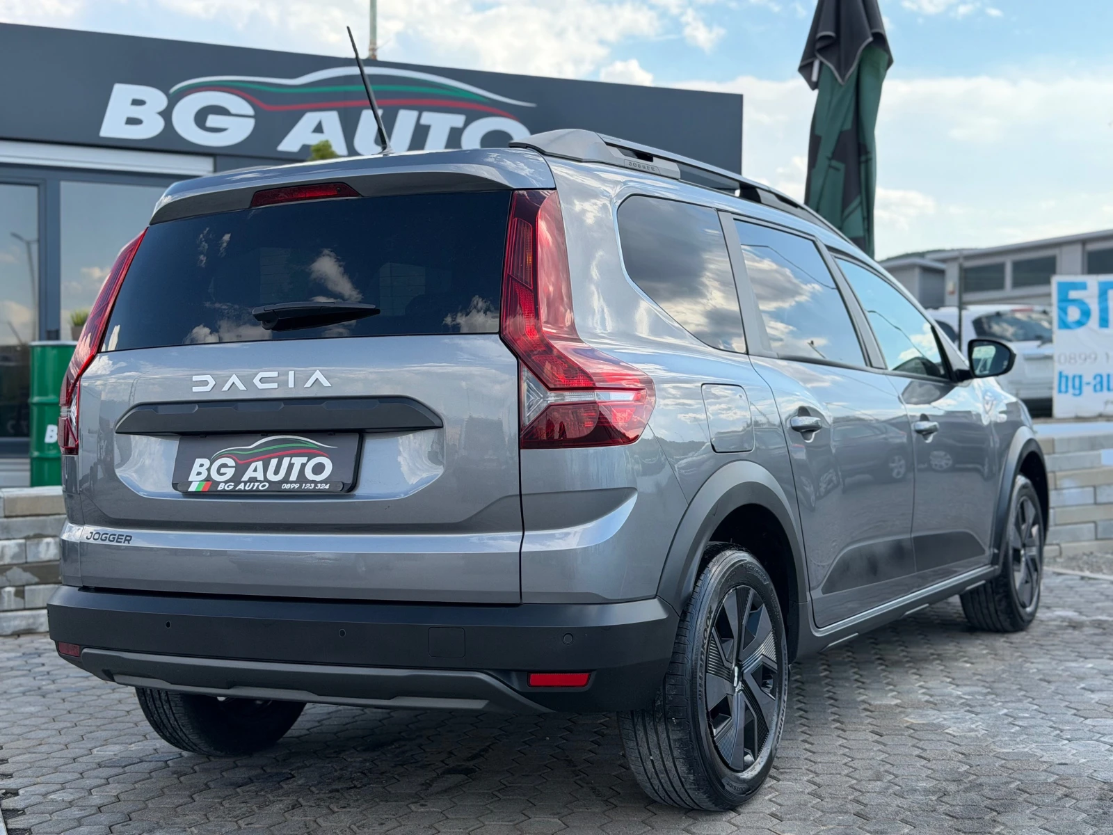 Dacia Jogger * 7 МЕСТА* ГАЗ* 25 ХИЛЯДИ* , снимка 4 - Автомобили и джипове - 55947461