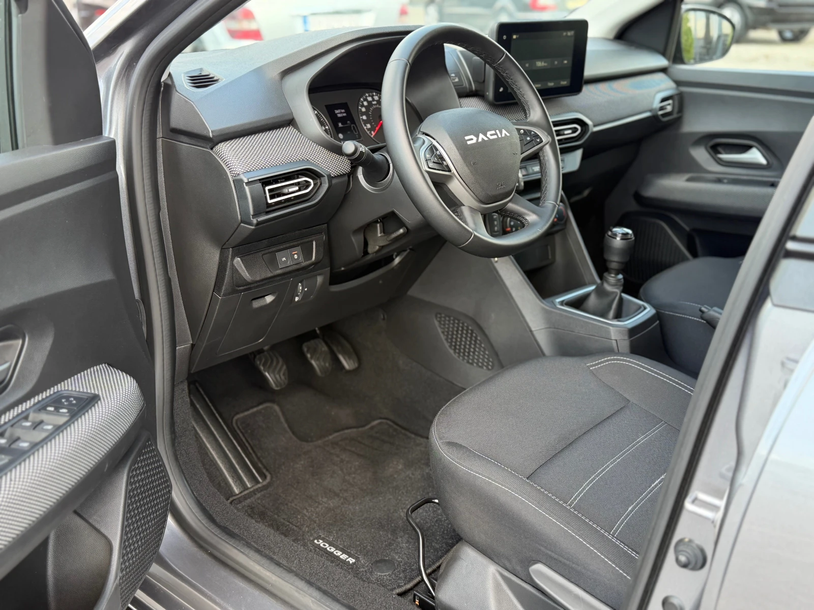 Dacia Jogger * 7 МЕСТА* ГАЗ* 25 ХИЛЯДИ* , снимка 13 - Автомобили и джипове - 55947461