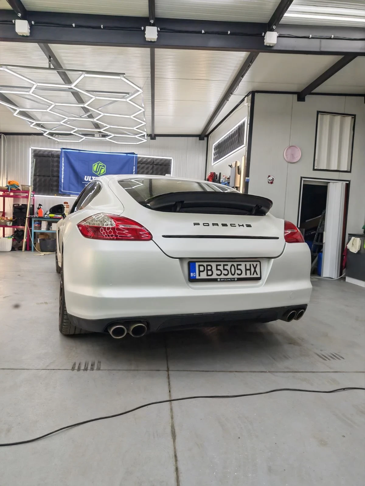 Porsche Panamera, снимка 8 - Автомобили и джипове - 55958177