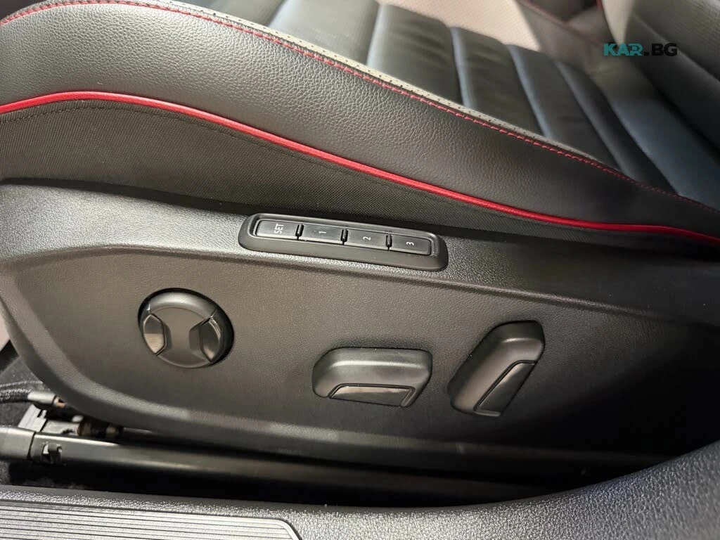 VW Golf ACC * 360 * Обдухване * АвтоКредит * (ЦЕНА ДО БГ), снимка 14 - Автомобили и джипове - 56087548