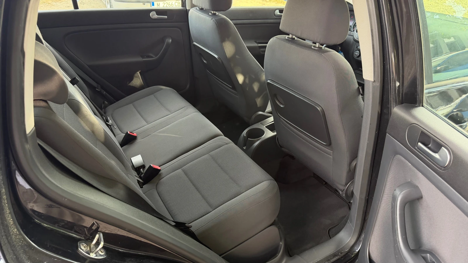 VW Golf Plus Отлична, снимка 8 - Автомобили и джипове - 56329729