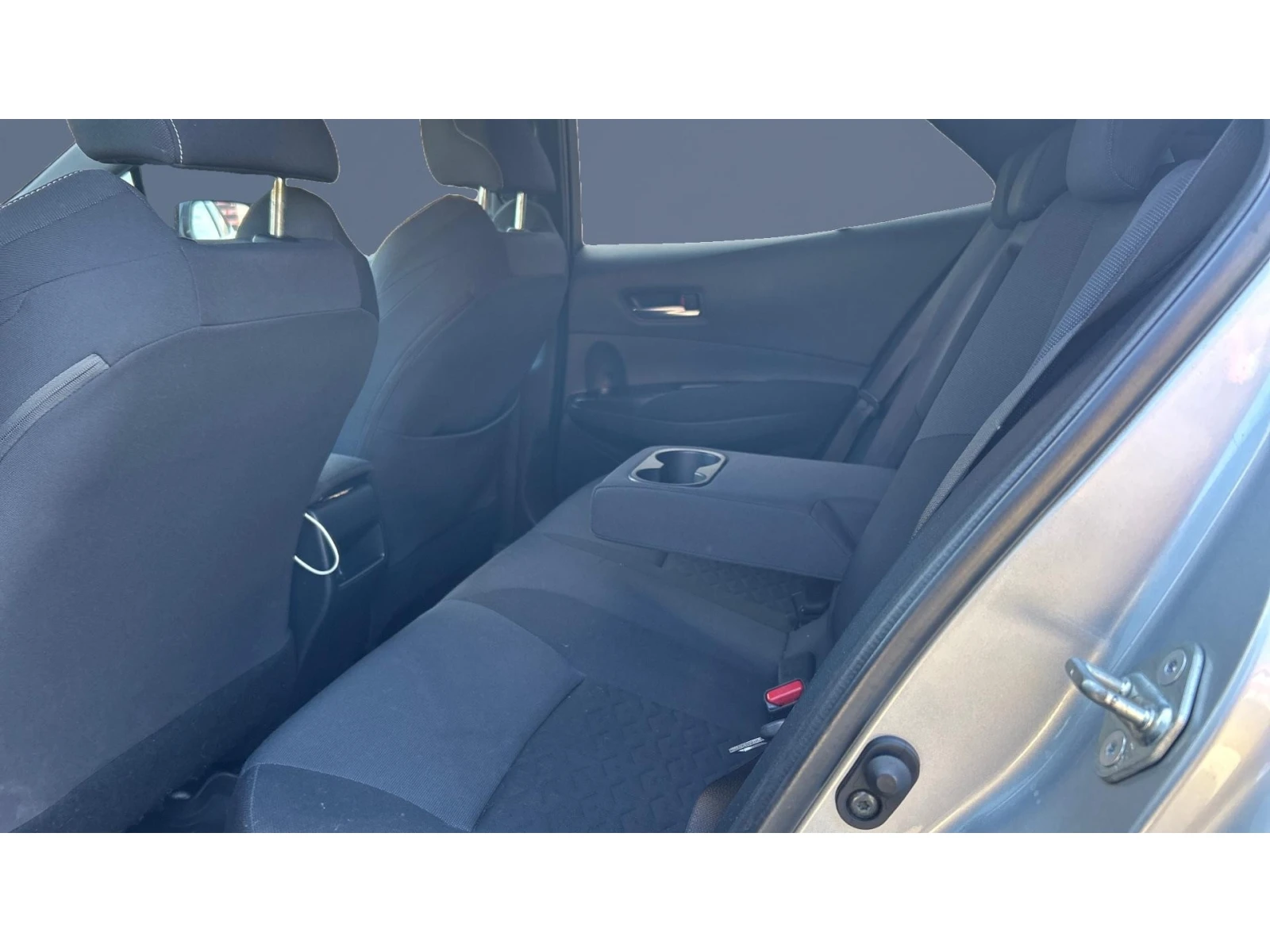 Toyota Corolla 1.8 HSD A/T, ������� ������ �� 222   | Mobile.bg � ����������� 12