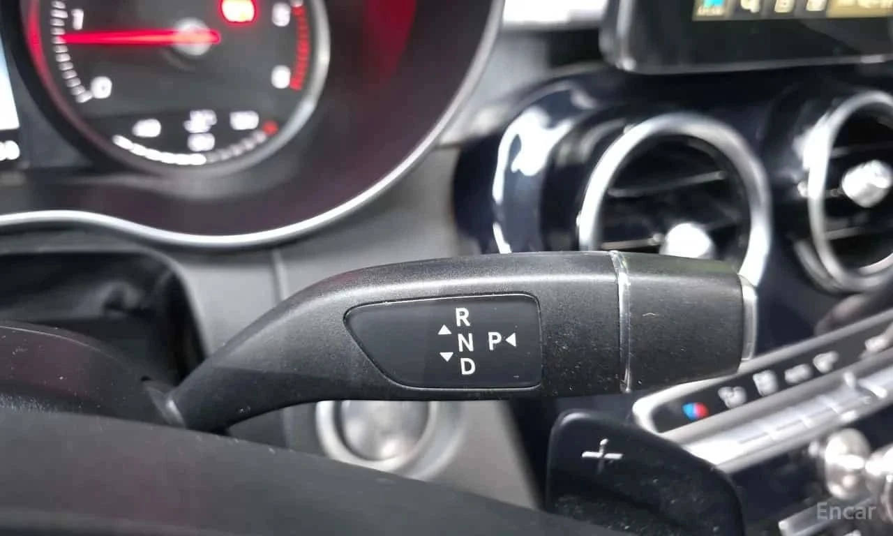 Mercedes-Benz C 220, снимка 9 - Автомобили и джипове - 56737056