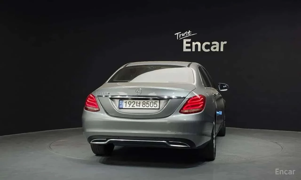 Mercedes-Benz C 220, снимка 4 - Автомобили и джипове - 56737056