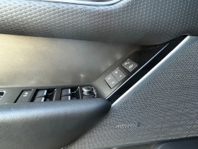 Land Rover Range Rover Velar 240D SE 2017 Full Option , снимка 12