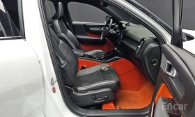 Volvo XC40 T4 R-Design | ПАНОРАМА | ЗАДНА КАМЕРА | KEYLESS | , снимка 10