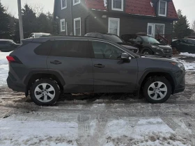 Toyota Rav4 2021 LE * CARFAX * БЕЗ ПЪРВОНАЧАЛНА ВНОСКА, снимка 4