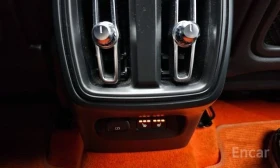 Volvo XC40 T4 R-Design | ПАНОРАМА | ЗАДНА КАМЕРА | KEYLESS |  | Auto.bg — изображение 14
