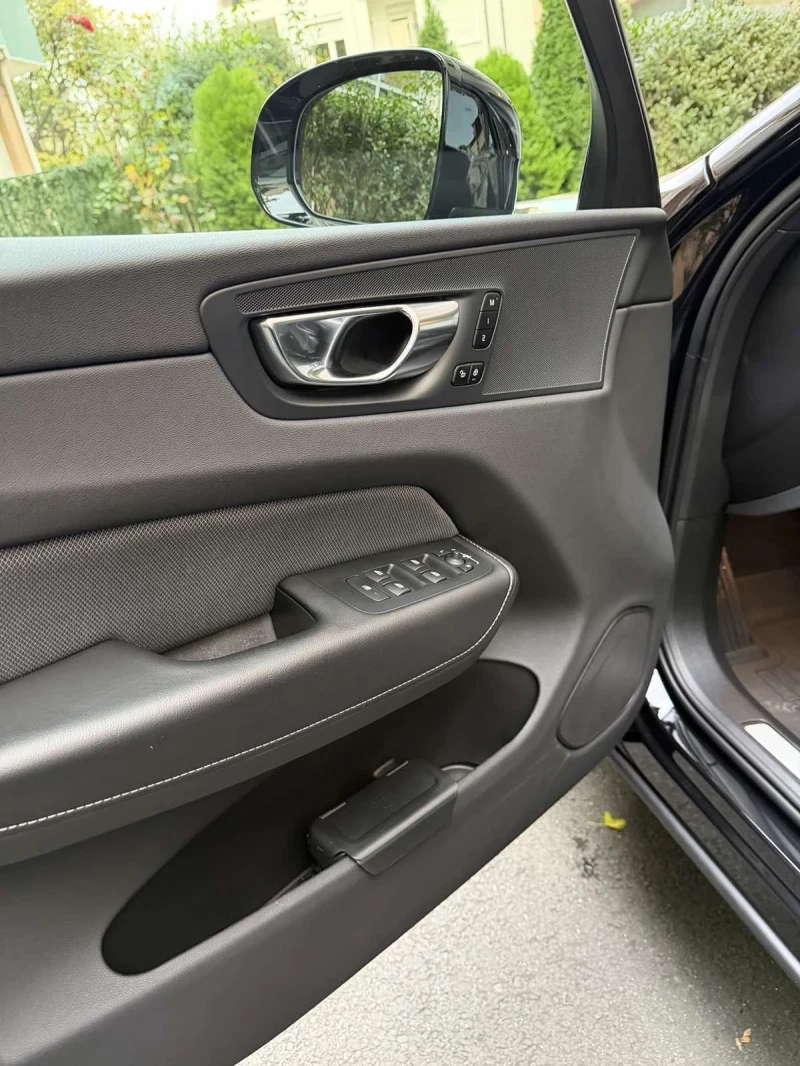 Volvo XC60, снимка 5 - Автомобили и джипове - 52931775