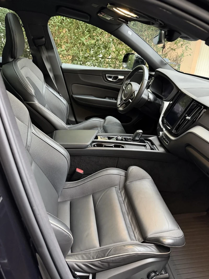 Volvo XC60, снимка 2 - Автомобили и джипове - 52931775