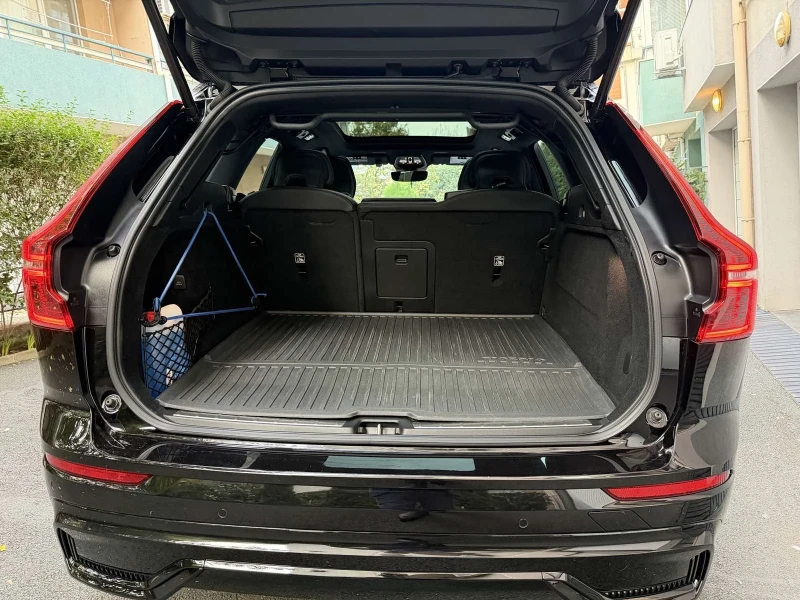 Volvo XC60, снимка 10 - Автомобили и джипове - 52931775