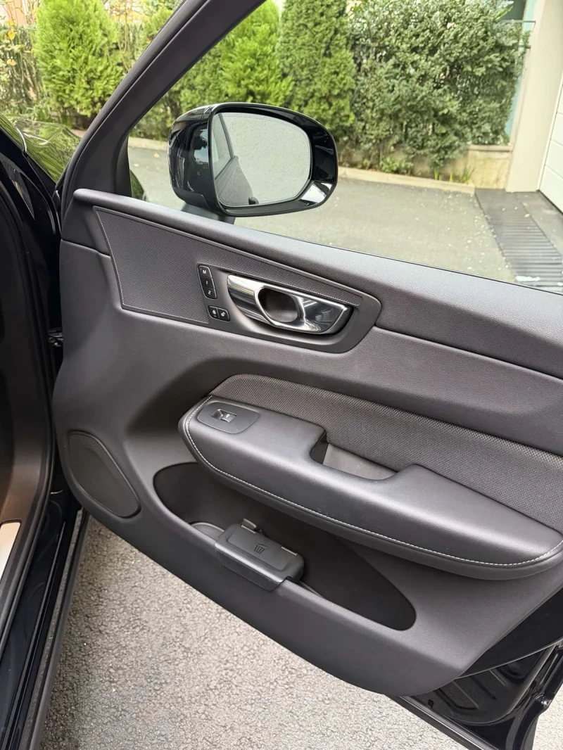 Volvo XC60, снимка 13 - Автомобили и джипове - 52931775