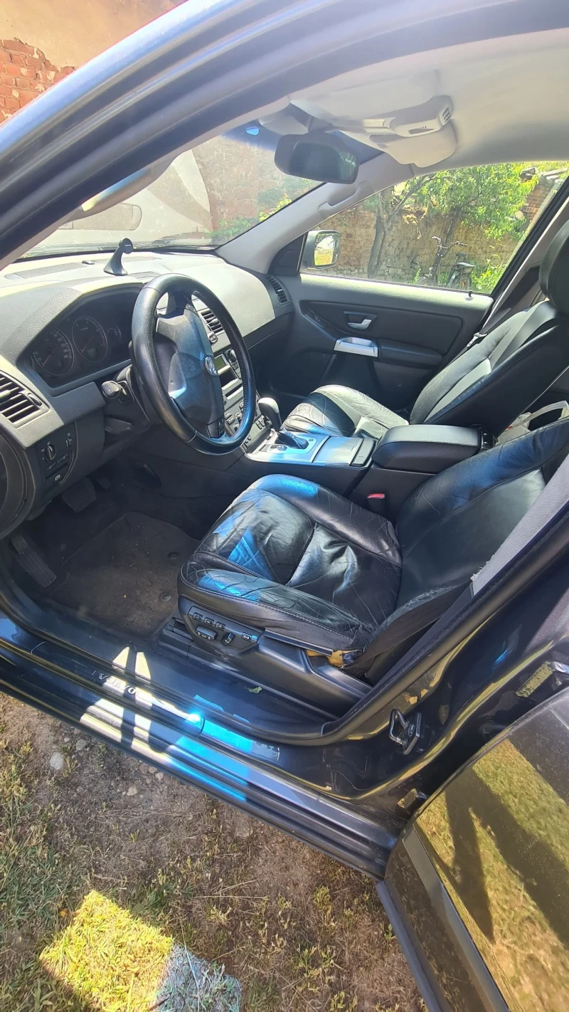 Volvo Xc90 2.4 D5, снимка 10 - Автомобили и джипове - 52947514