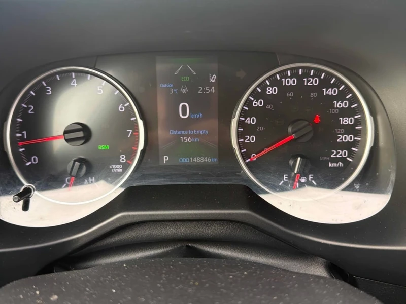 Toyota Rav4 2021 LE * CARFAX * БЕЗ ПЪРВОНАЧАЛНА ВНОСКА, снимка 8 - Автомобили и джипове - 53008175