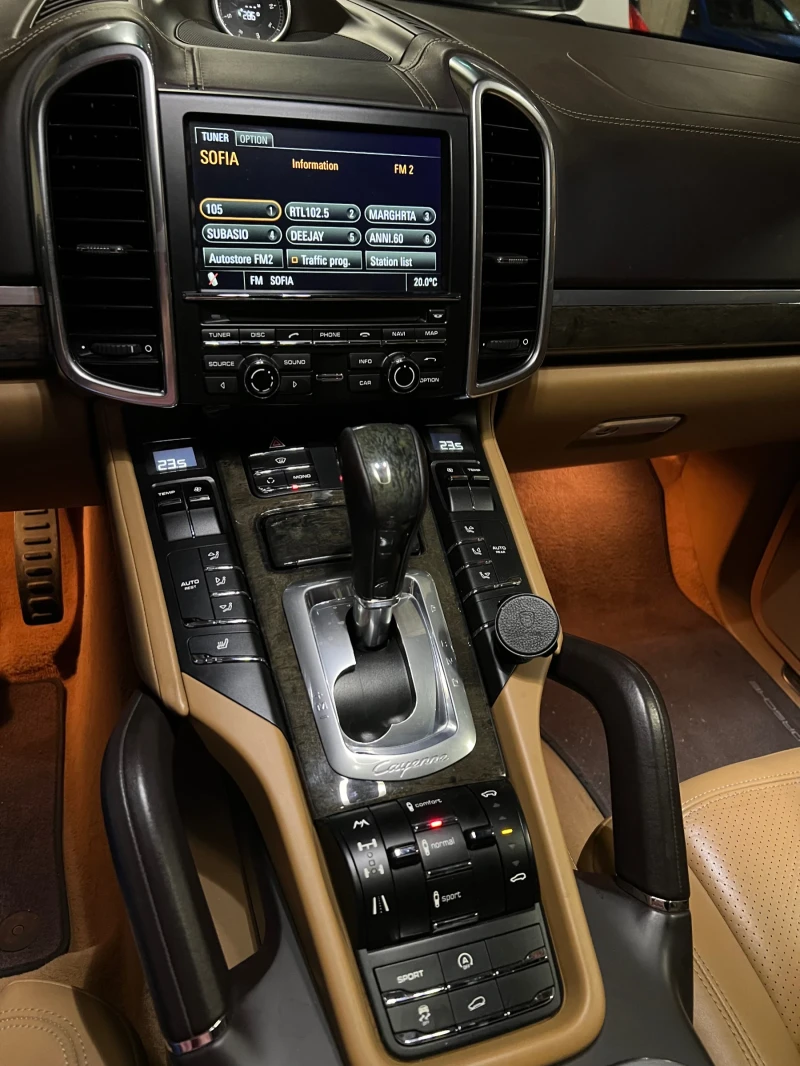 Porsche Cayenne 3.0 TDI V6 Chrono, снимка 6 - Автомобили и джипове - 53095782