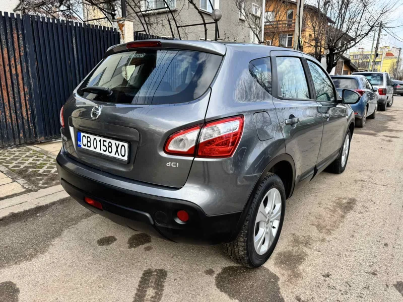 Nissan Qashqai 2.0D 4x4 AUTOMATIC , снимка 5 - Автомобили и джипове - 53355732