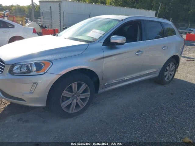 Volvo XC60 T5 INSCRIPTION, снимка 2 - Автомобили и джипове - 47526806