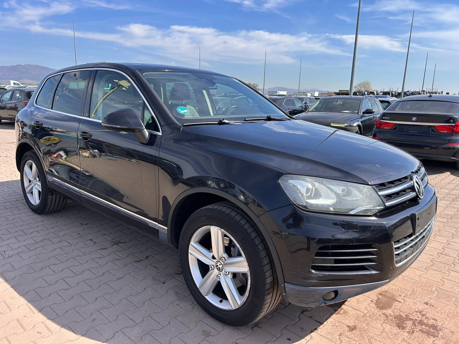 VW Touareg 3.0TDI 4X4 AVTOMAT/NAVI/KOJA - изображение 4