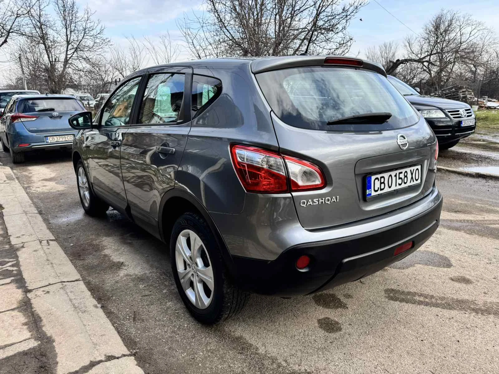 Nissan Qashqai 2.0D 4x4 AUTOMATIC  - изображение 6