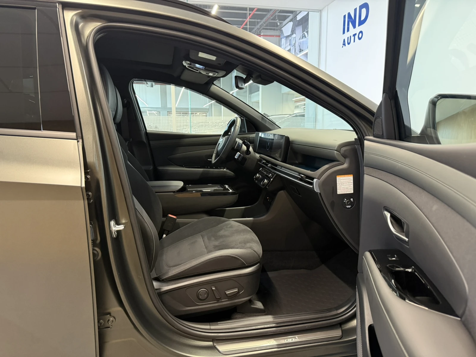 Hyundai Tucson FL LUXURY 20TH ANNIVERSARY Plug-in Hybrid AWD, снимка 16 - Автомобили и джипове - 54790030