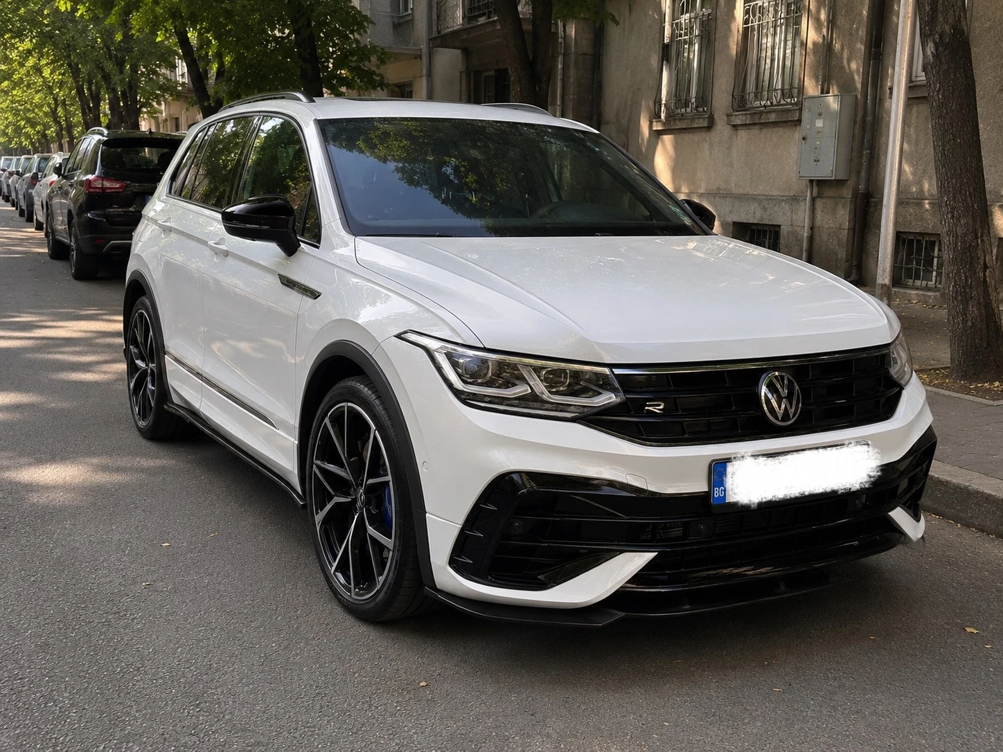 VW Tiguan R-LINE 2.0TSI 4MOTION