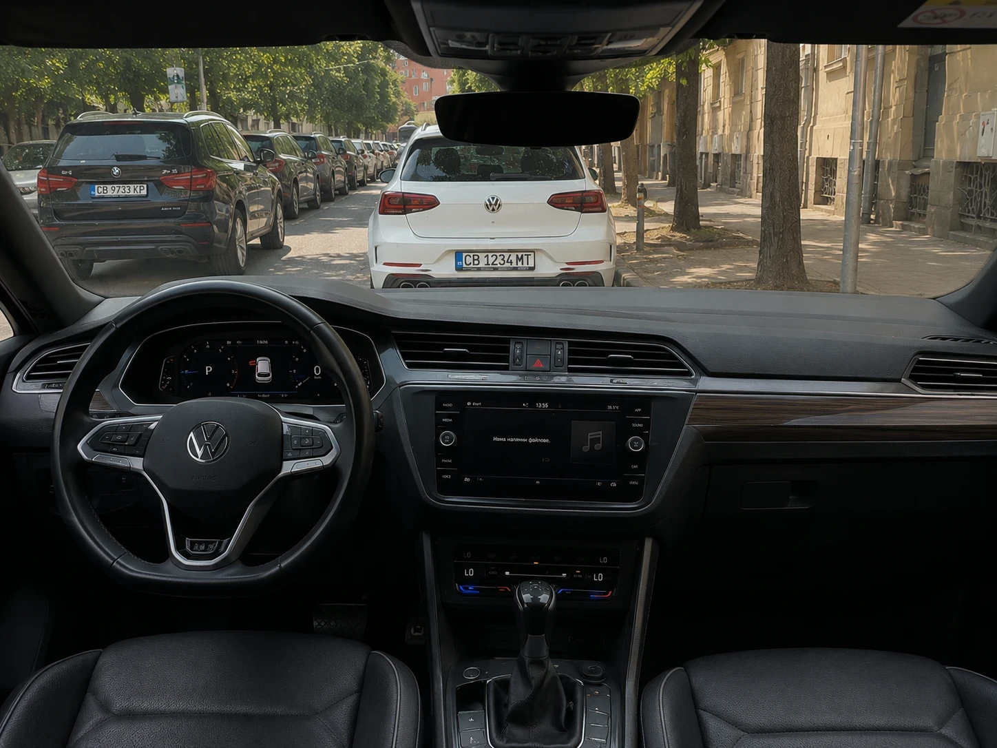 VW Tiguan R-LINE 2.0TSI 4MOTION, снимка 5 - Автомобили и джипове - 55111958