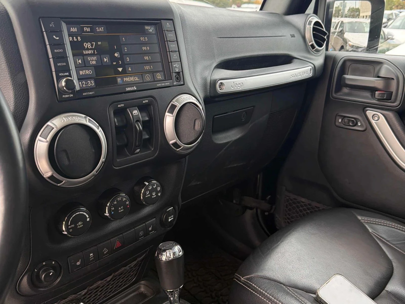 Jeep Wrangler, снимка 17 - Автомобили и джипове - 56714916