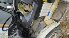 Mercedes-Benz 310, снимка 7