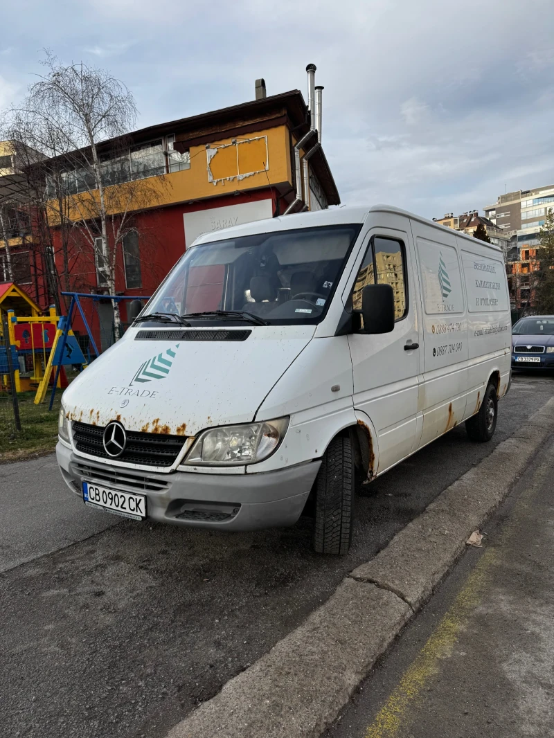 Mercedes-Benz Sprinter 208 cdi, снимка 2 - Бусове и автобуси - 53261945