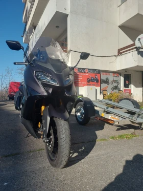  Yamaha T-max