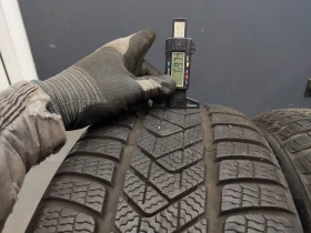Гуми Зимни 225/45R18, снимка 4
