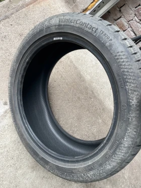 Гуми Зимни 235/45R18, снимка 5