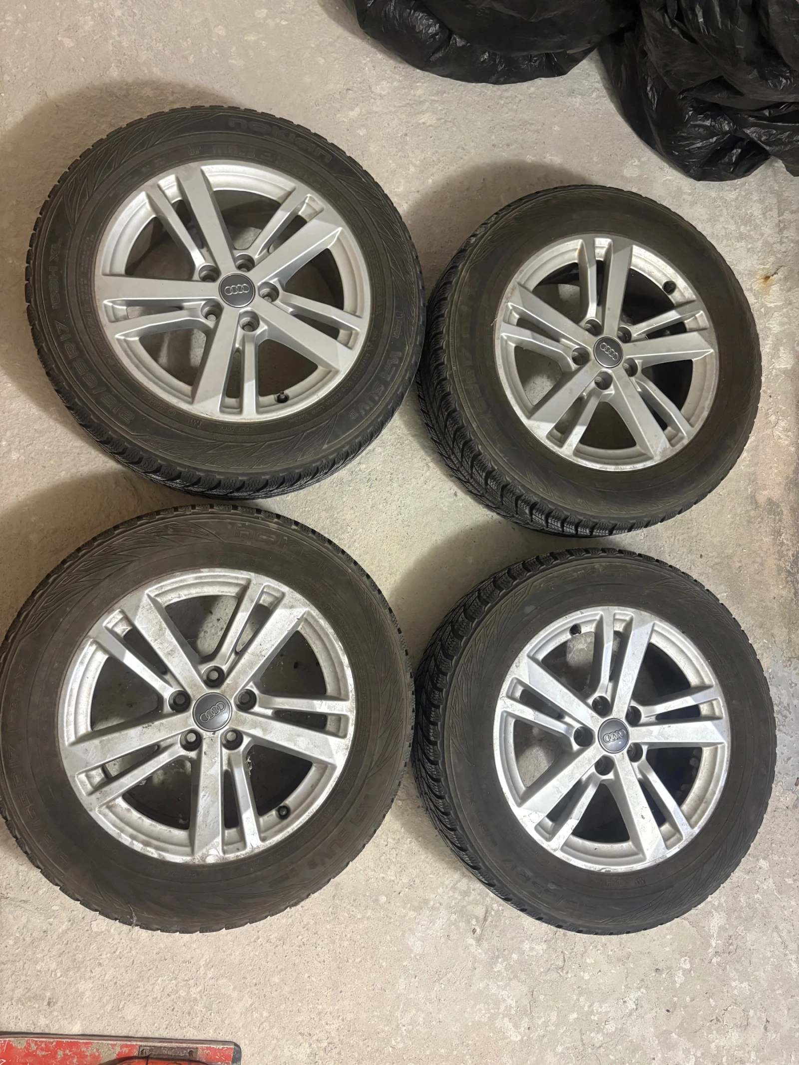 ���� � ������ 215/65R17 �� Audi Q3 | Mobile.bg � ����������� 1