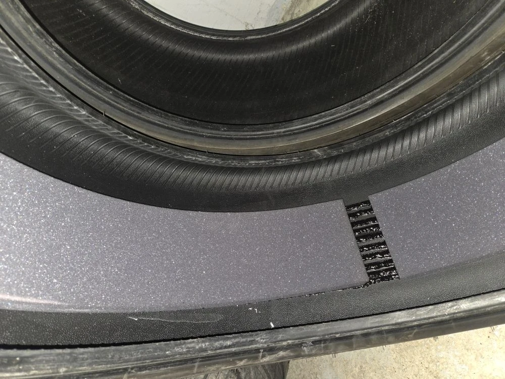 Гуми Летни 285/35R22, снимка 2 - Гуми и джанти - 54316268