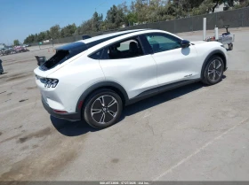 Ford Mustang Mach-E Select, снимка 4