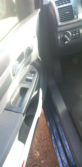 VW Touran 1.9 - 2200 € / 4302.83 лв. - 13098327 10