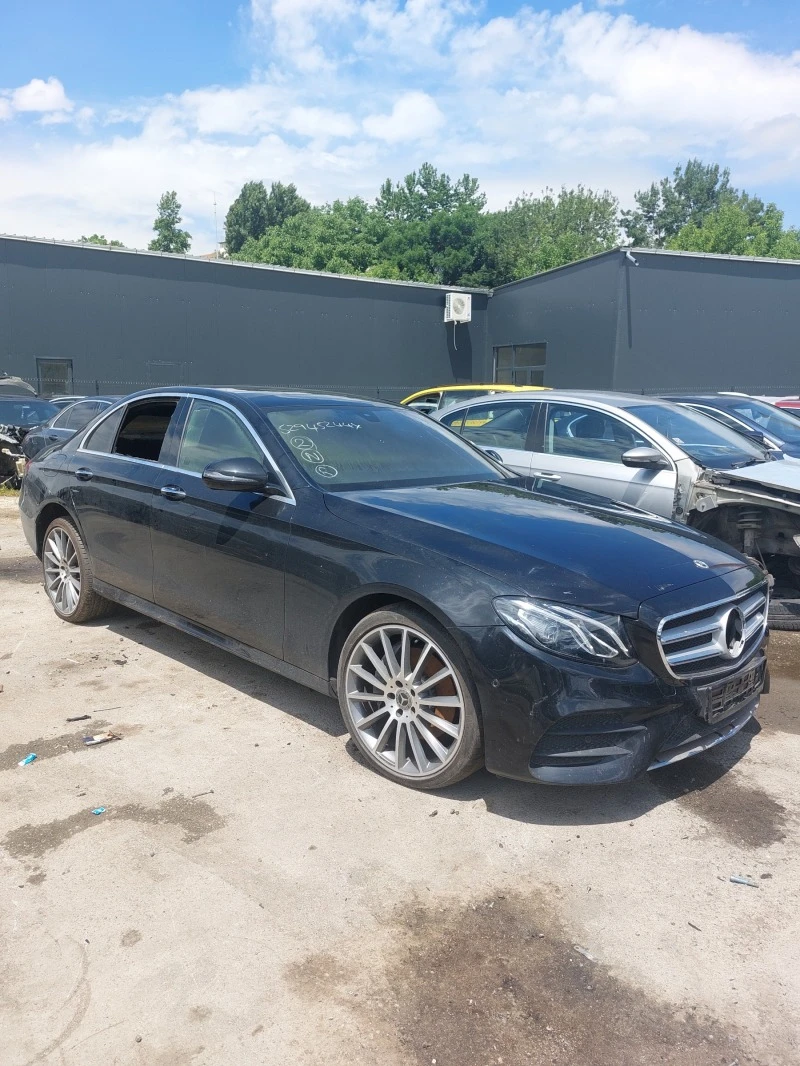 Mercedes-Benz E 220 W213 AMG 4MATIC, снимка 5 - Автомобили и джипове - 46242194