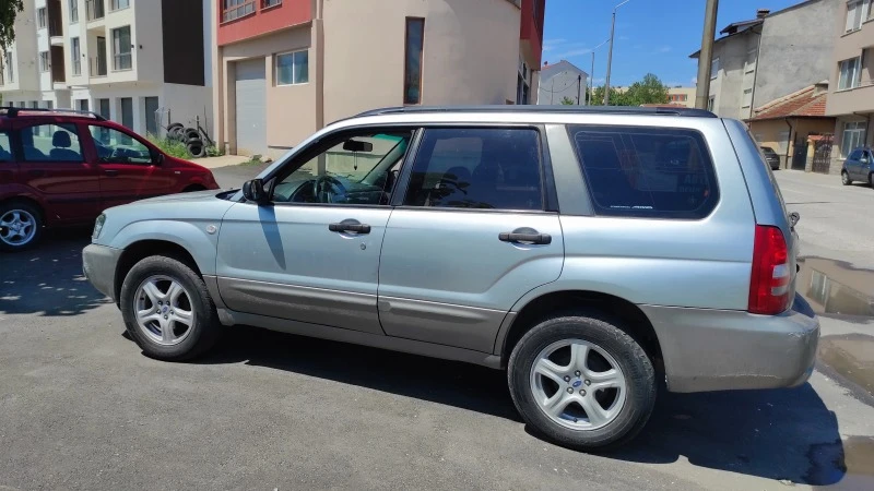 Subaru Forester 125к.с ИТАЛИЯ GAZ BRC!, снимка 2 - Автомобили и джипове - 47290509