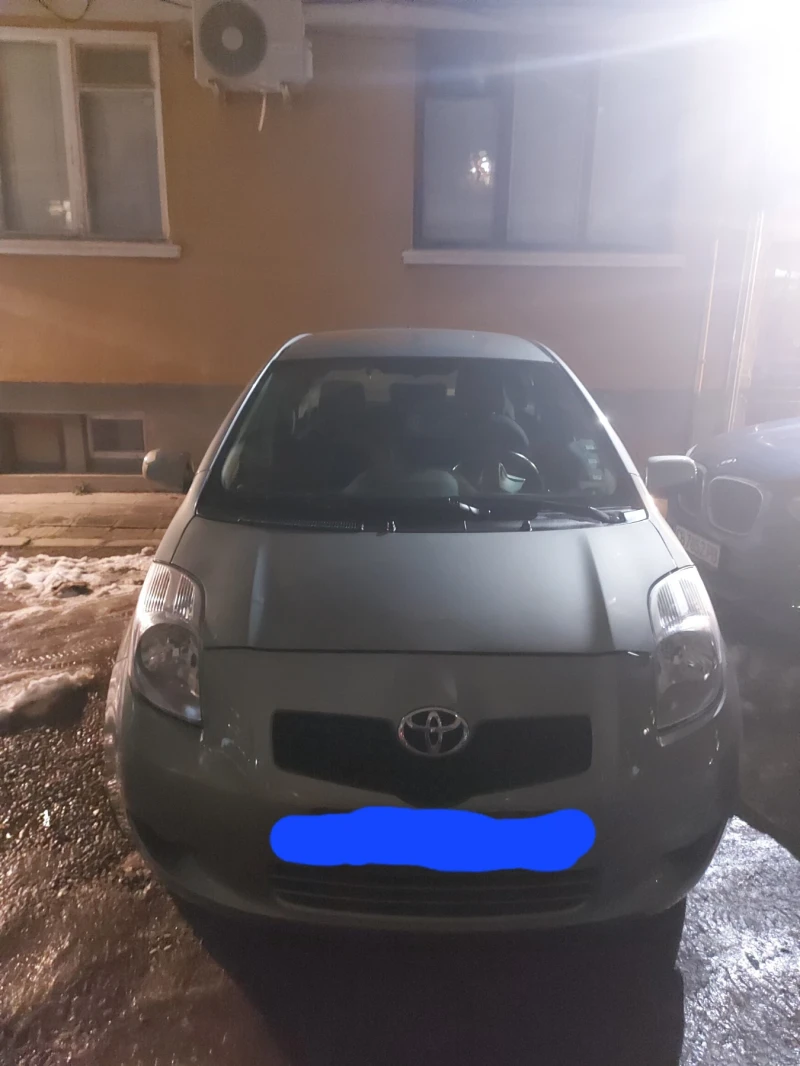 Toyota Yaris 1.3, снимка 5 - Автомобили и джипове - 48968532