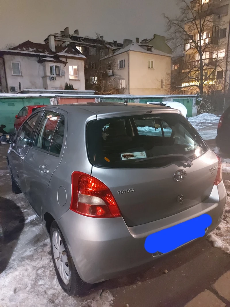 Toyota Yaris 1.3, снимка 4 - Автомобили и джипове - 48968532