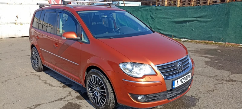 VW Touran, снимка 3 - Автомобили и джипове - 49247194