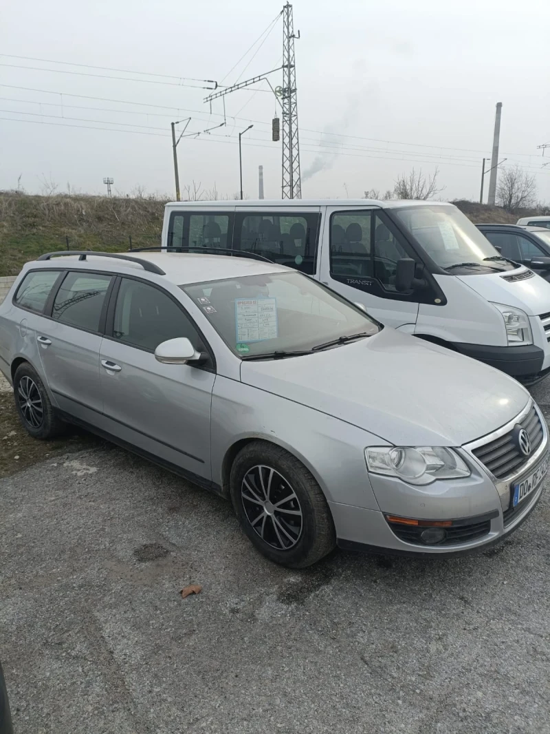 VW Passat, снимка 2 - Автомобили и джипове - 49480749