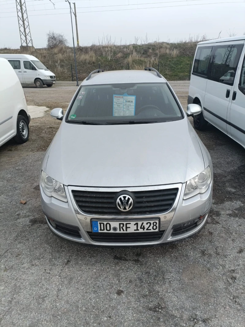 VW Passat, снимка 1 - Автомобили и джипове - 49480749