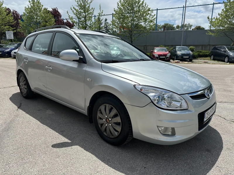 Hyundai I30 1.6d Автоматик, снимка 6 - Автомобили и джипове - 50203128